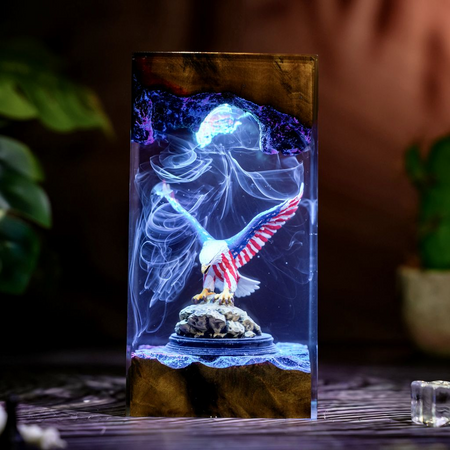 Handcrafted Eagle Epoxy Resin Art Display – Premium Wooden & Crystal Decor Oz Pet Hub