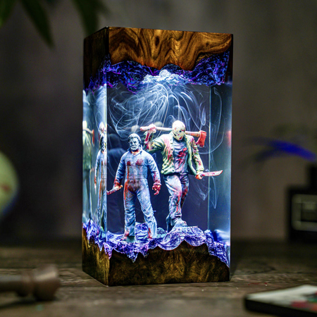 Handcrafted Slasher Horror-Inspired Epoxy Resin Display – Premium Collectible Desk Decor Oz Pet Hub